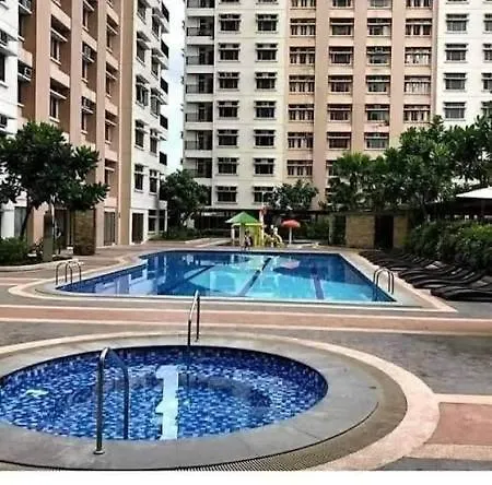 Lights View In Cubao Apartment